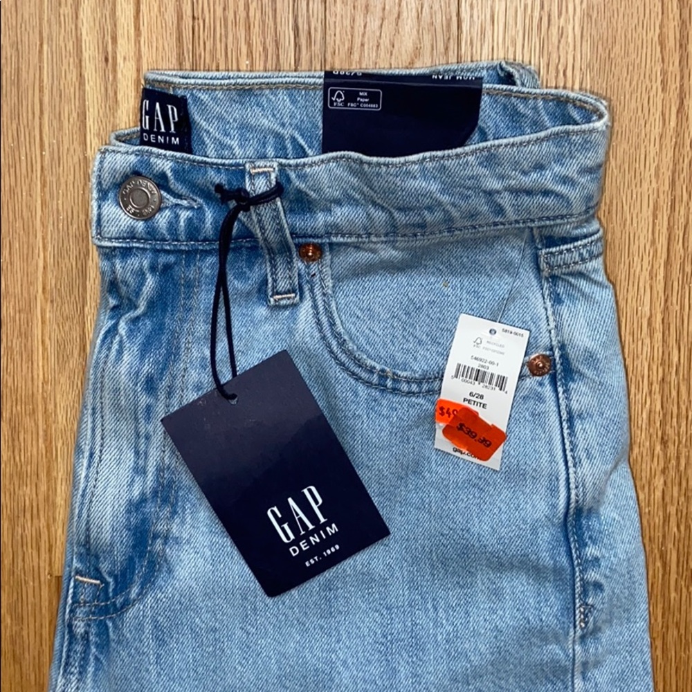 Gap MOM jeans